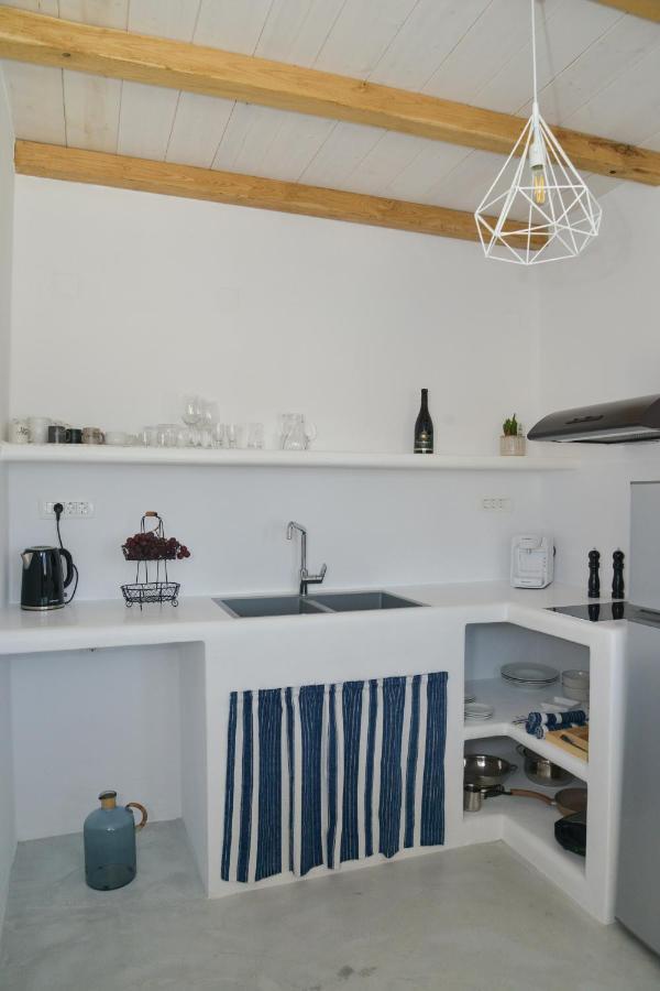 Apartment Orion Milos Pollonia